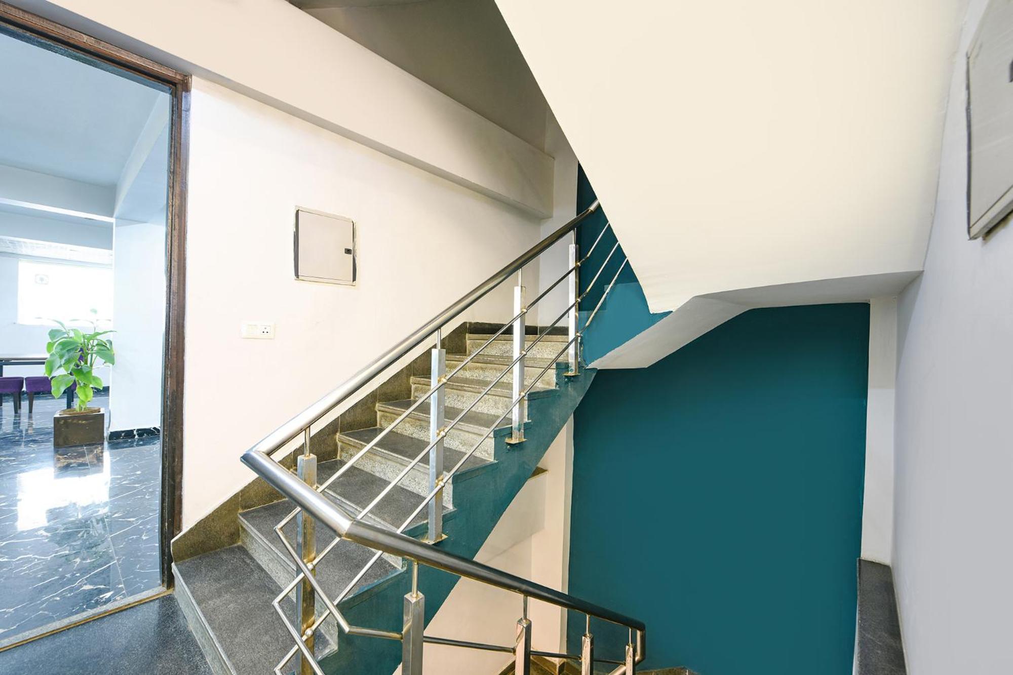 Fabhotel City Suits Gurgaon Exterior photo